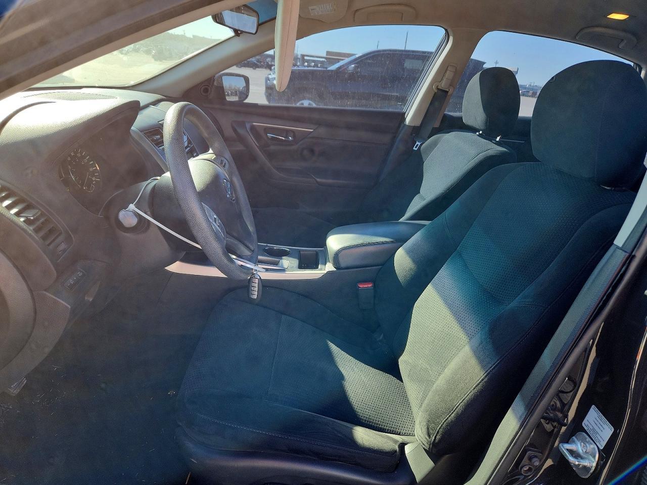 2015 Nissan Altima 2.5 S - Image 7