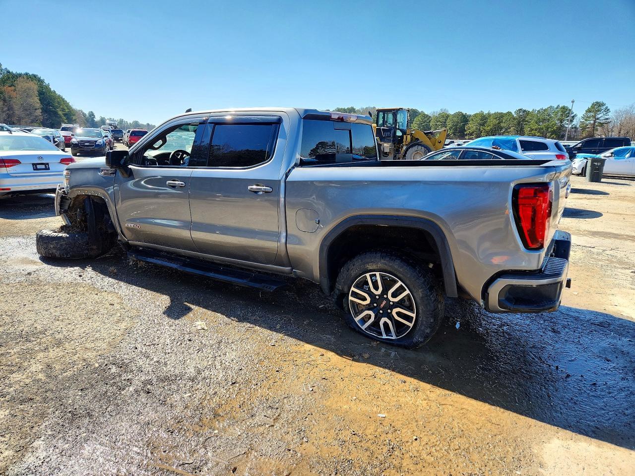 2020 GMC Sierra K1500 At4 - Фото 2