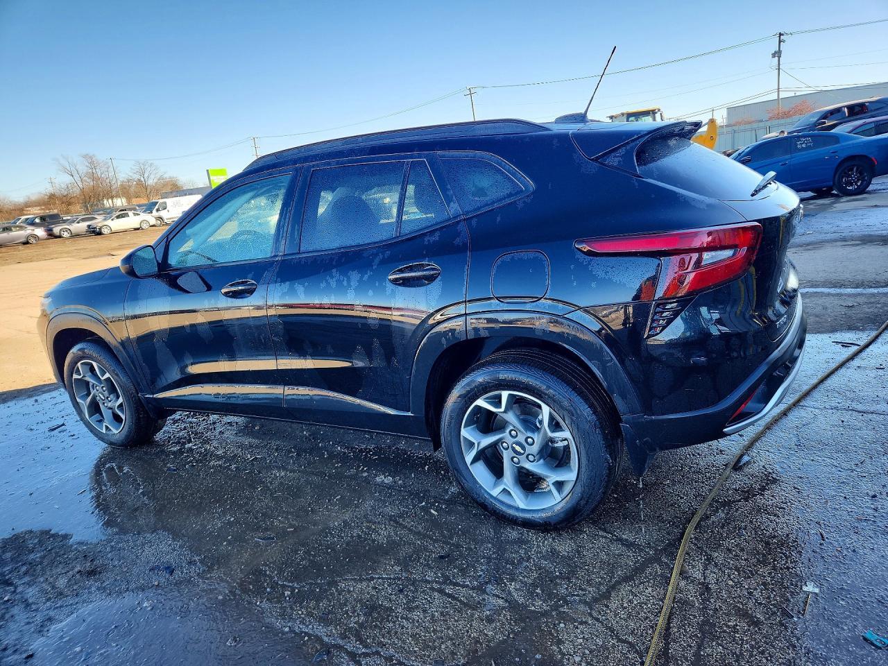 2025 Chevrolet Trax 1Lt - Фото 2