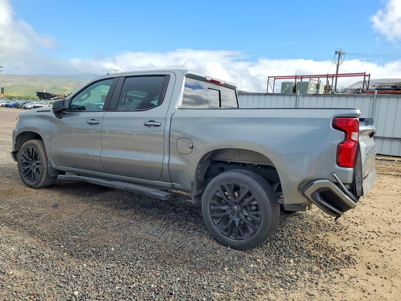 2023 Chevrolet Silverado 1500 Rst - Image 2