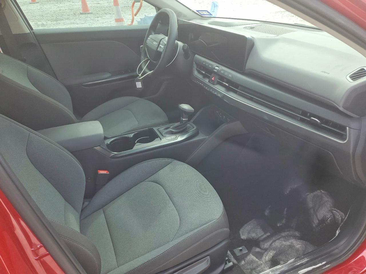 2025 Kia K4 Lx - Фото 7