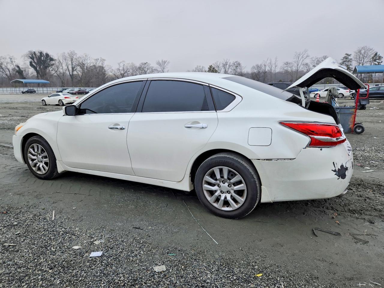 2013 Nissan Altima 2.5 - Фото 2