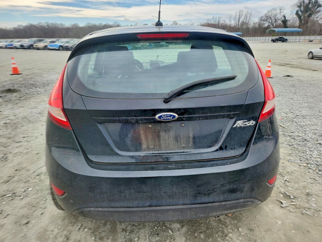 2012 Ford Fiesta - Image 6