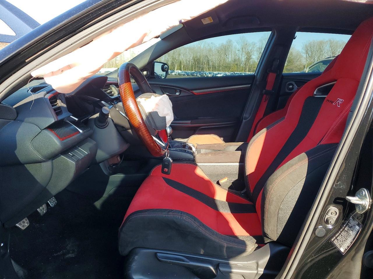 2019 Honda Civic Type-R Touring - Image 7