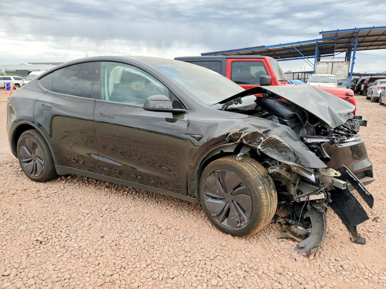 2026 Tesla Model Y - Image 4
