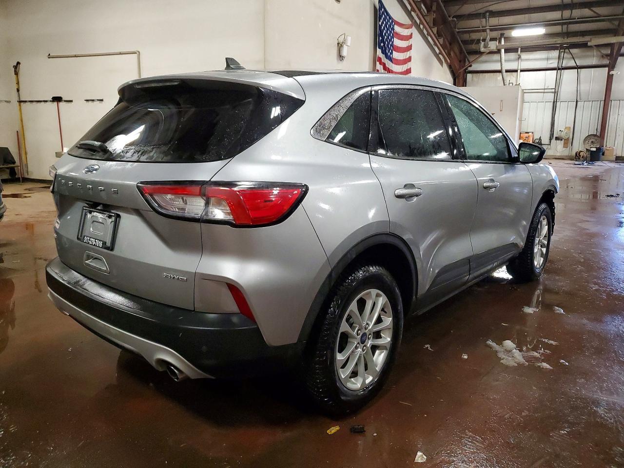 2022 Ford Escape Se - Фото 3