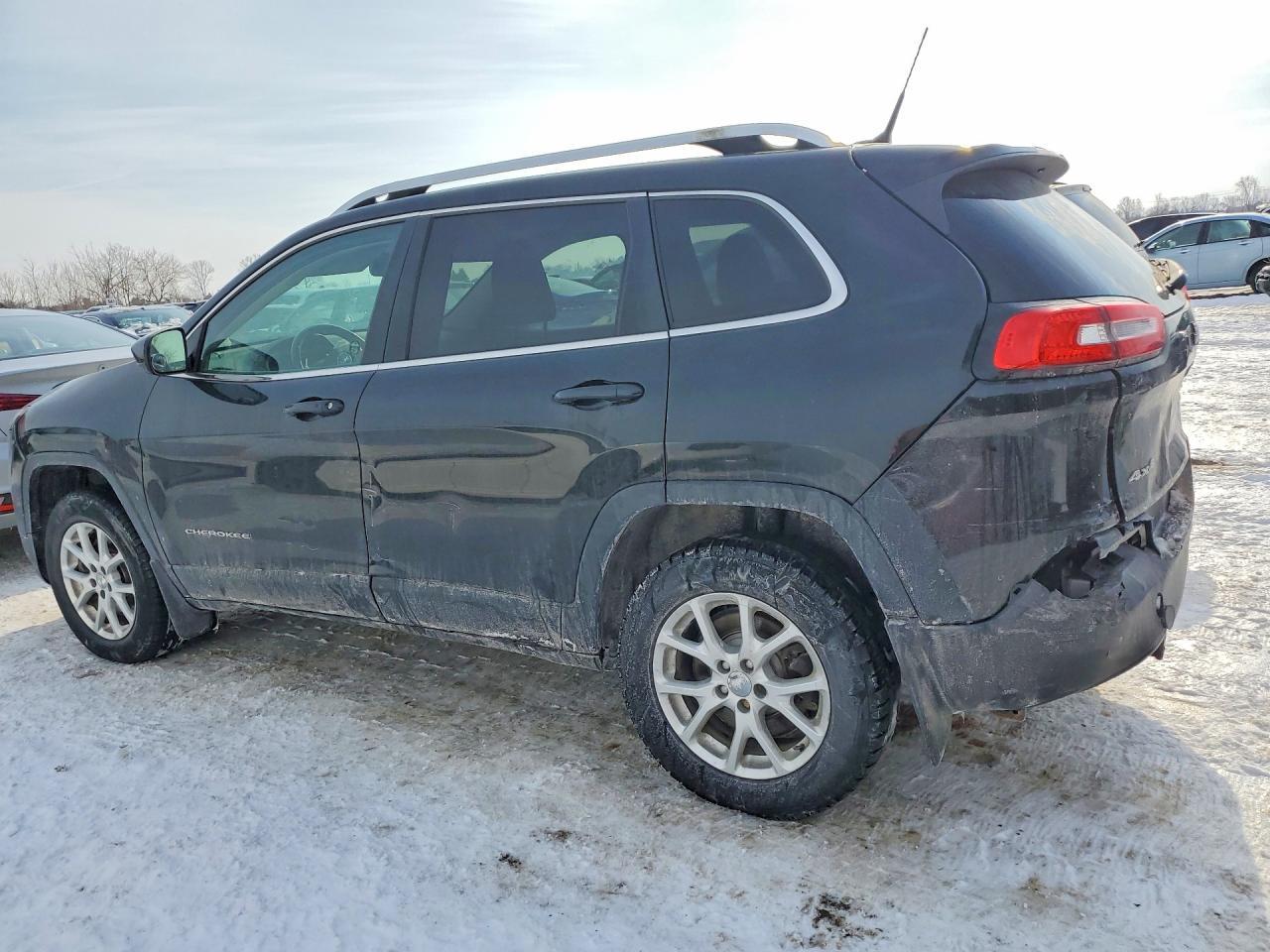 2014 Jeep Cherokee Latitude - Image 2