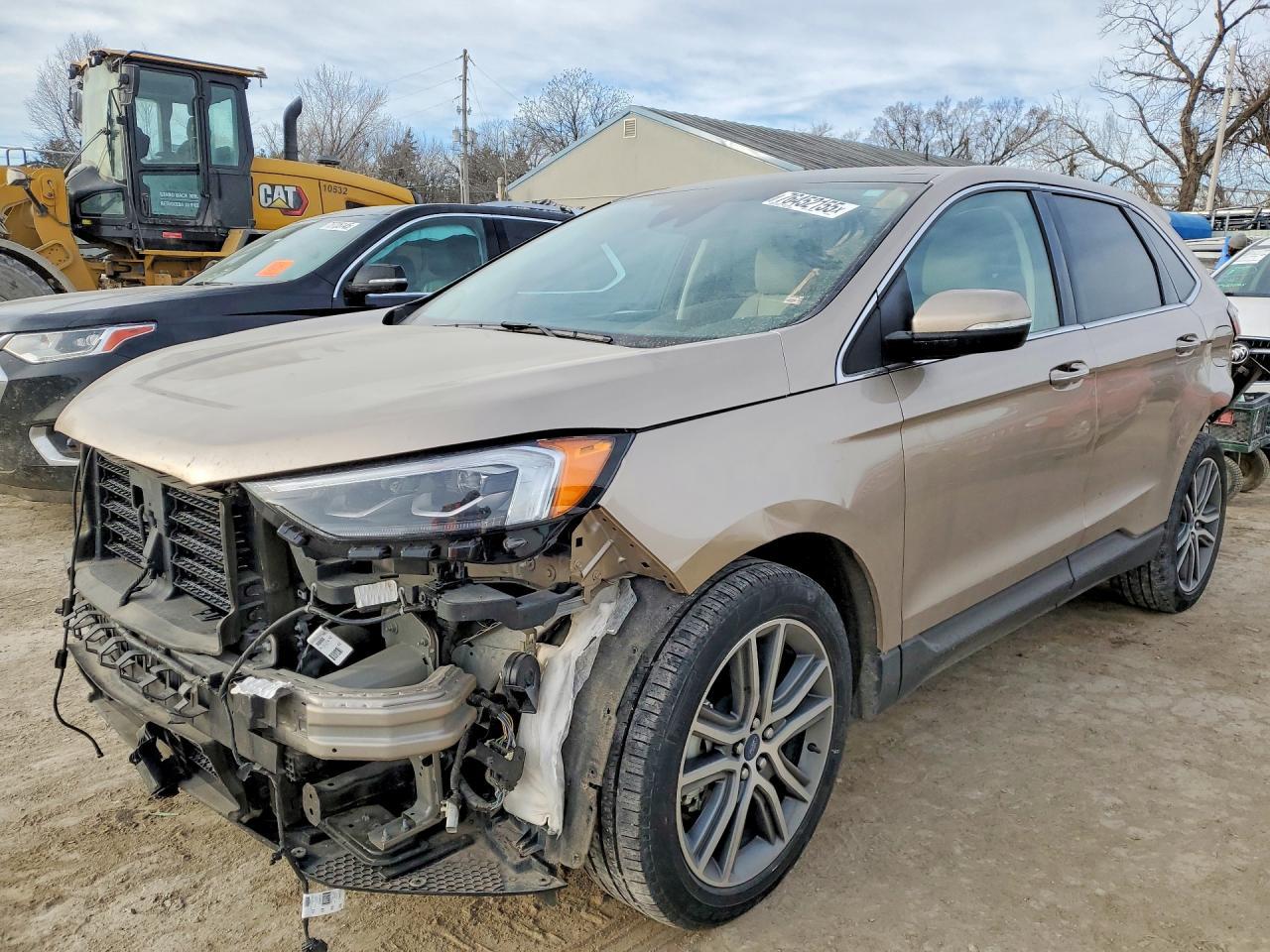 2020 Ford Edge Titanium