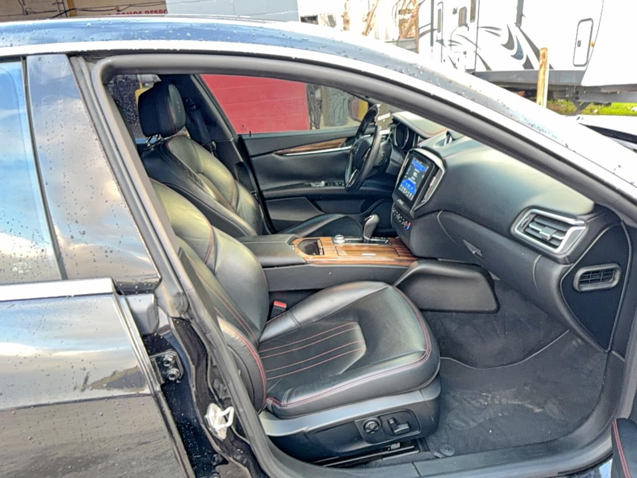 2017 Maserati Ghibli S - Фото 5