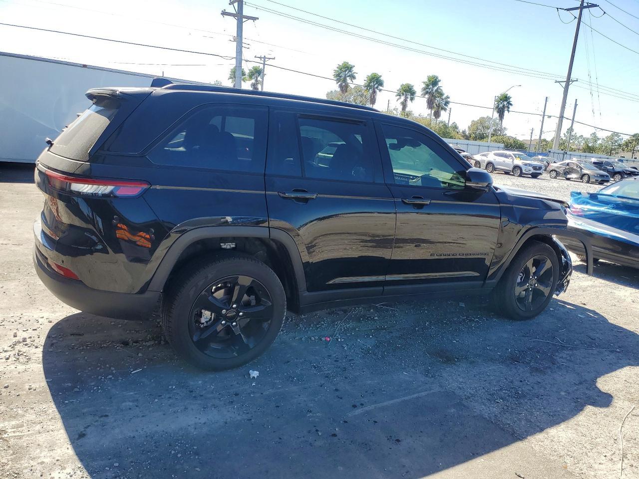 2025 Jeep Grand Cherokee Limited - Фото 3