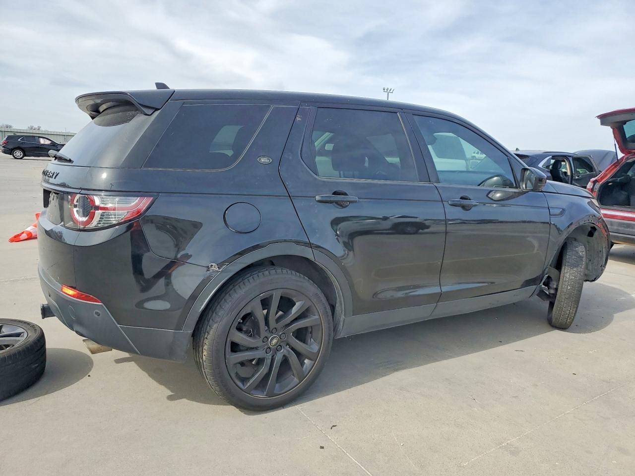 2016 Land Rover Discovery Sport Hse Luxury - Image 3