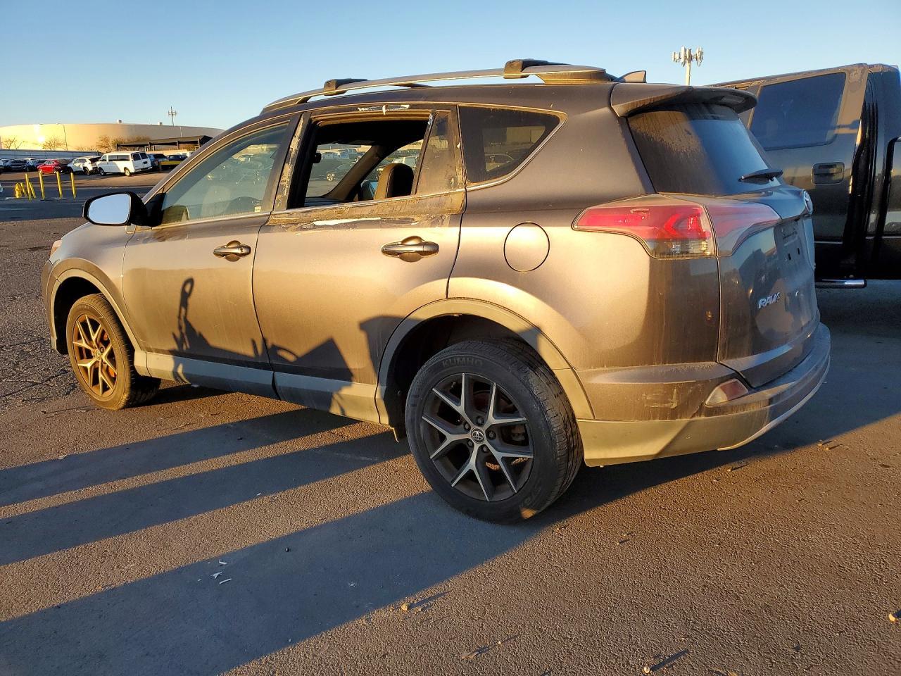 2018 Toyota Rav4 Se - Фото 2