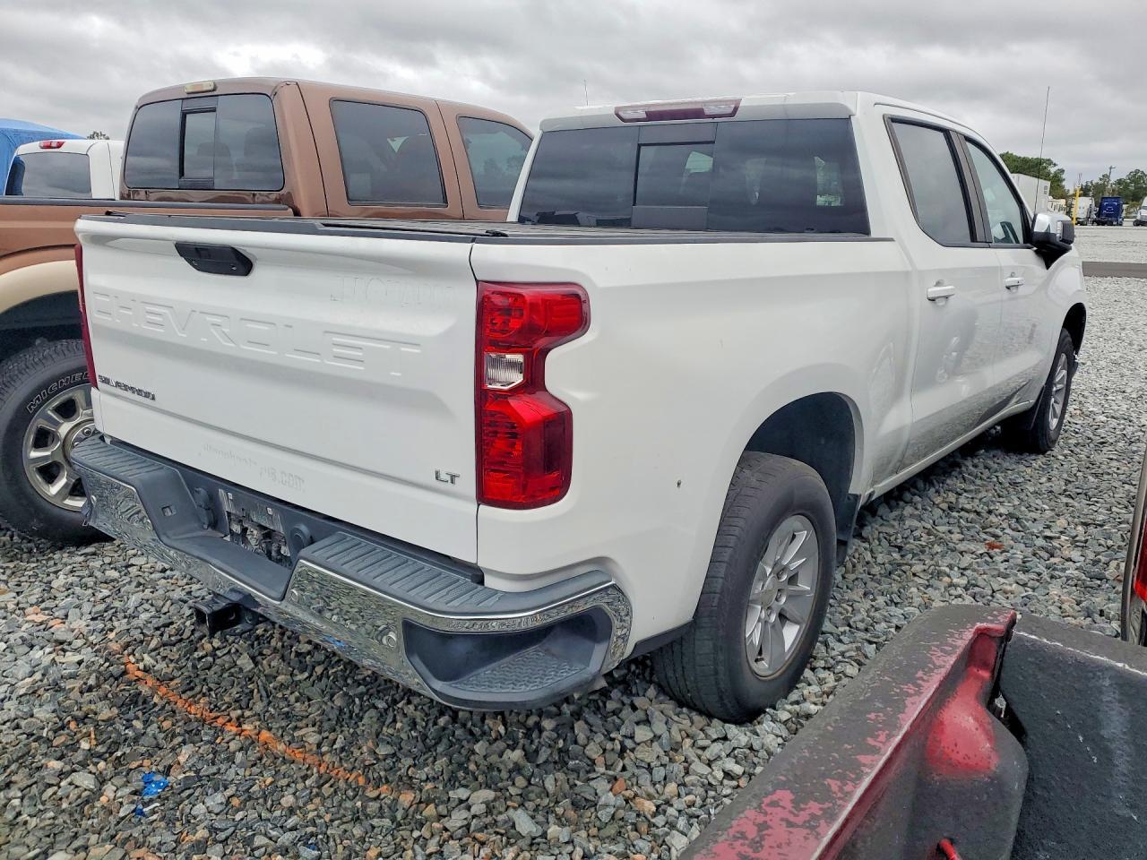 2020 Chevrolet Silverado C1500 Lt - Фото 3