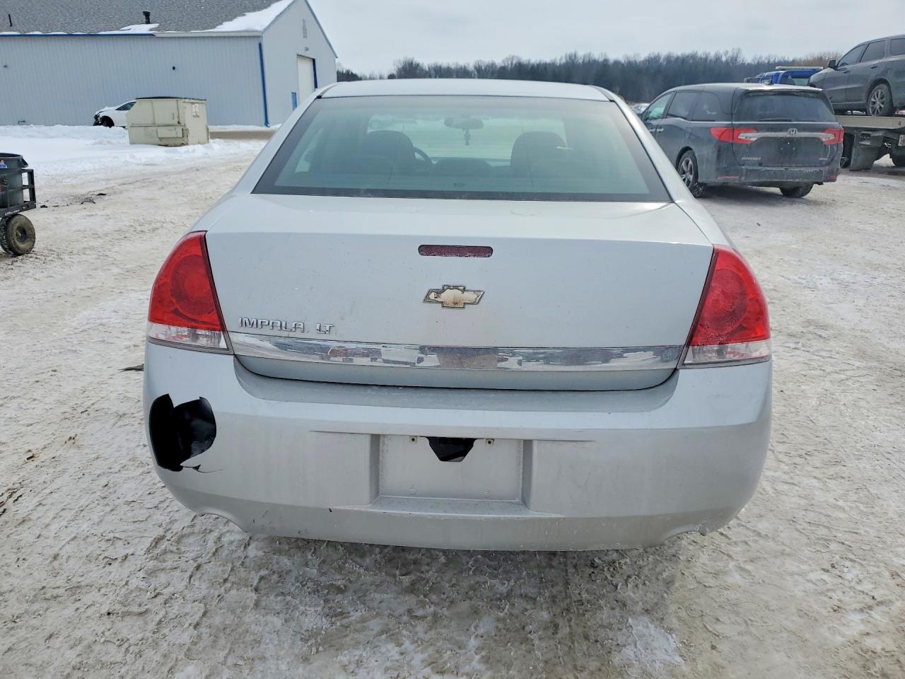 2010 Chevrolet Impala Lt - Фото 6