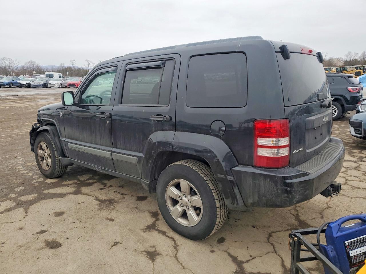 2010 Jeep Liberty Sport - Image 2