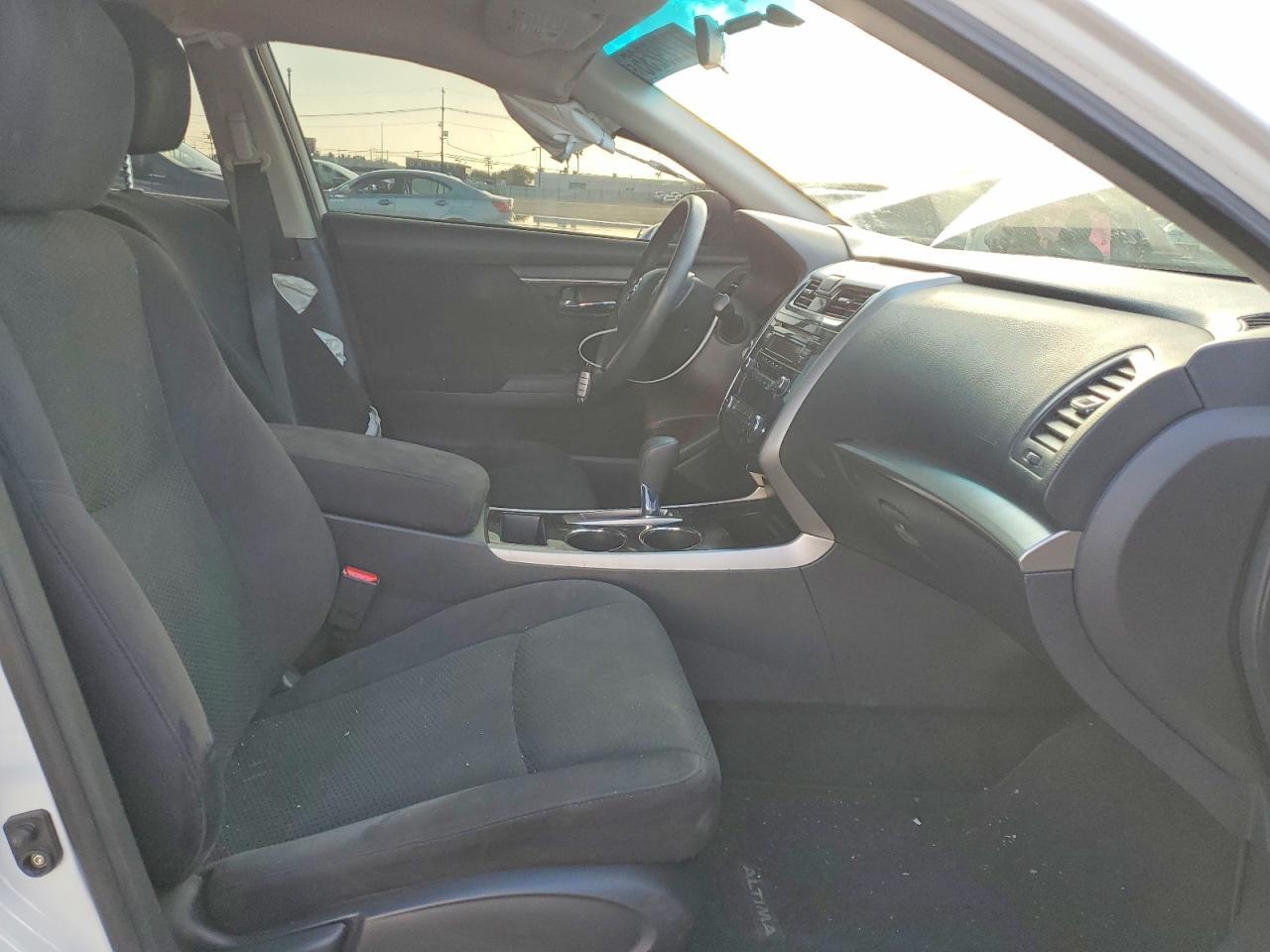 2014 Nissan Altima 2.5 - Фото 7