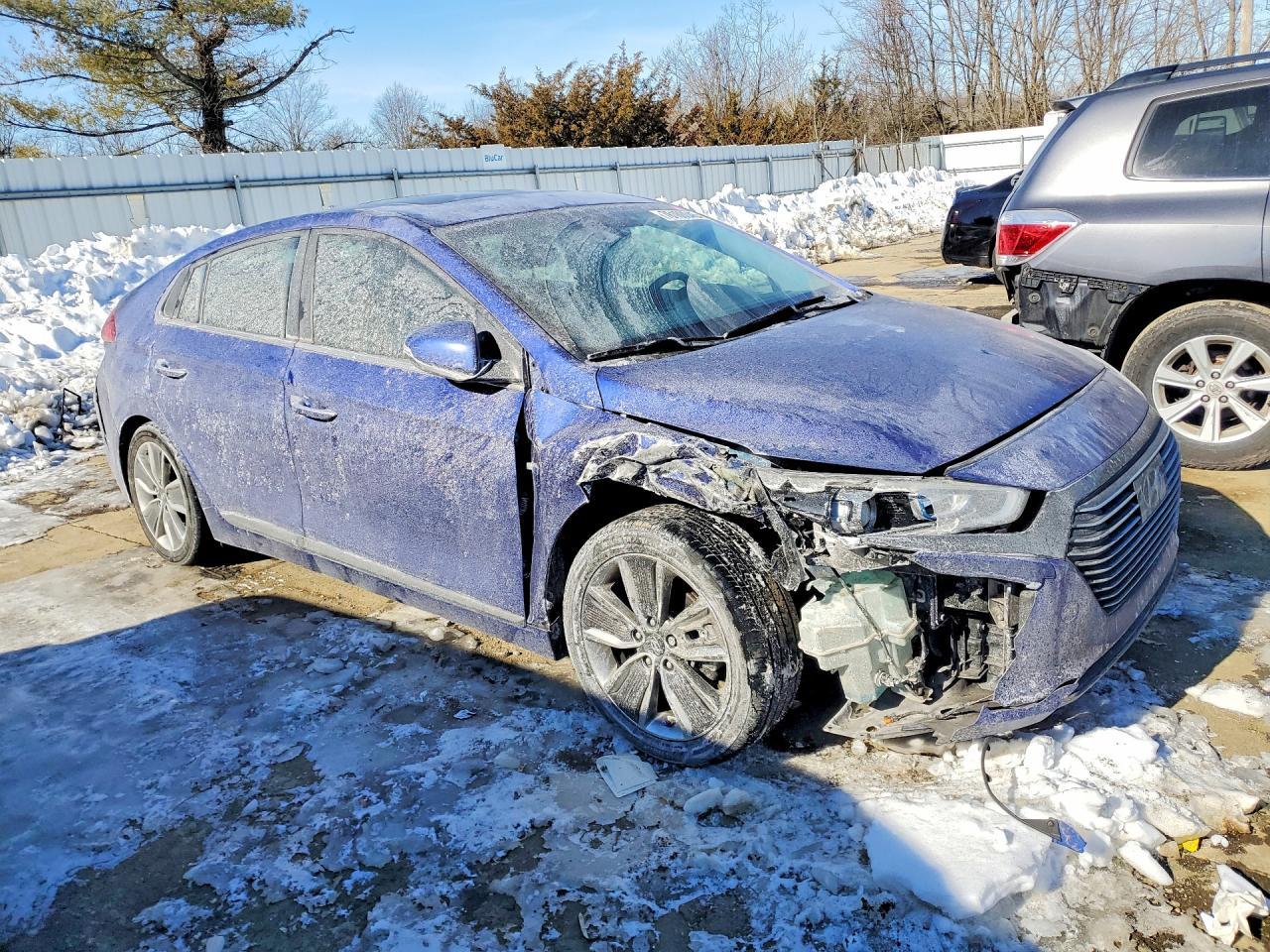 2019 Hyundai Ioniq Limited - Фото 4