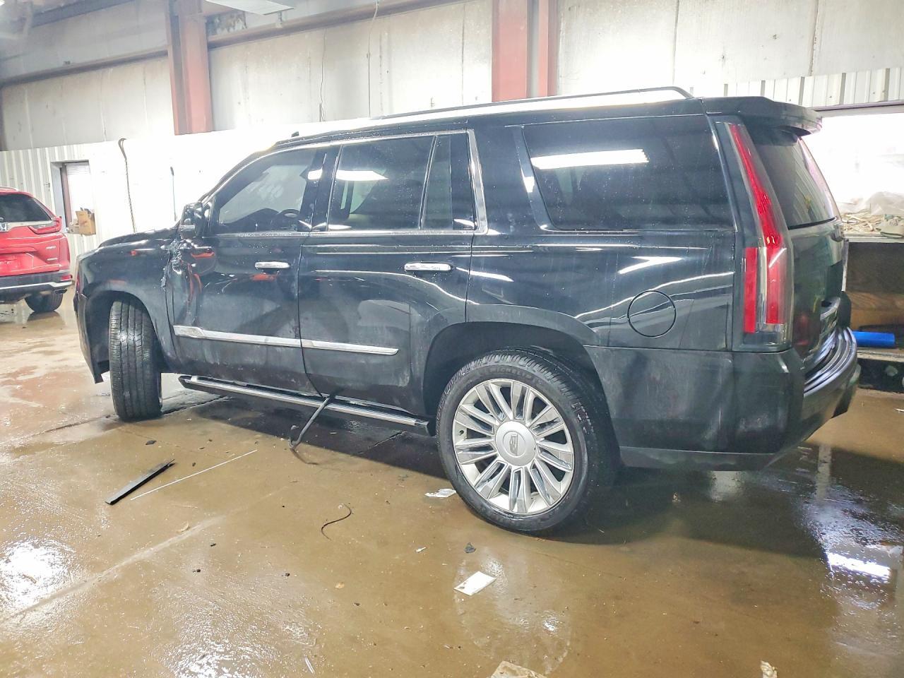 2017 Cadillac Escalade Platinum - Фото 3