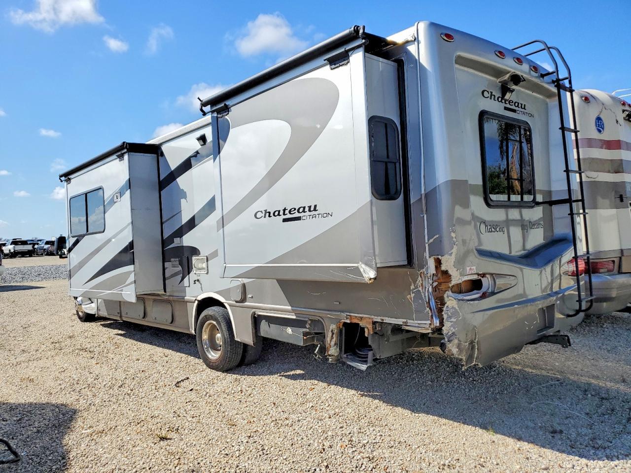2006 Ford E450 Recreational Vehicle - Фото 3