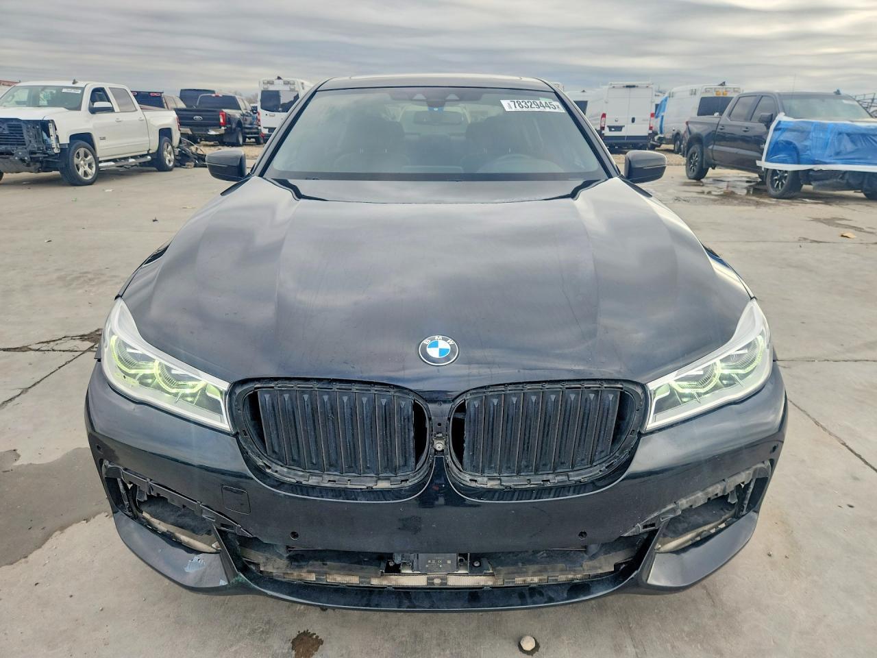 2018 BMW 750 Xi - Фото 5