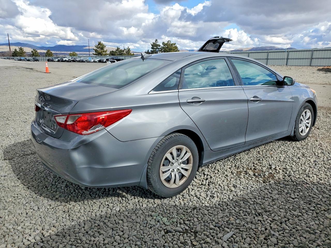 2012 Hyundai Sonata Gls - Фото 3