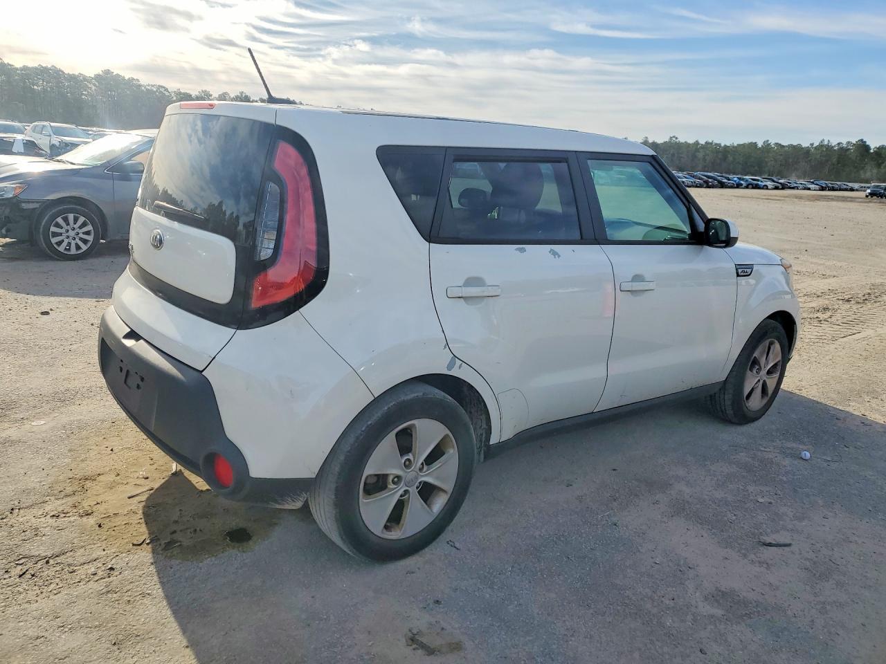 2016 Kia Soul - Image 3