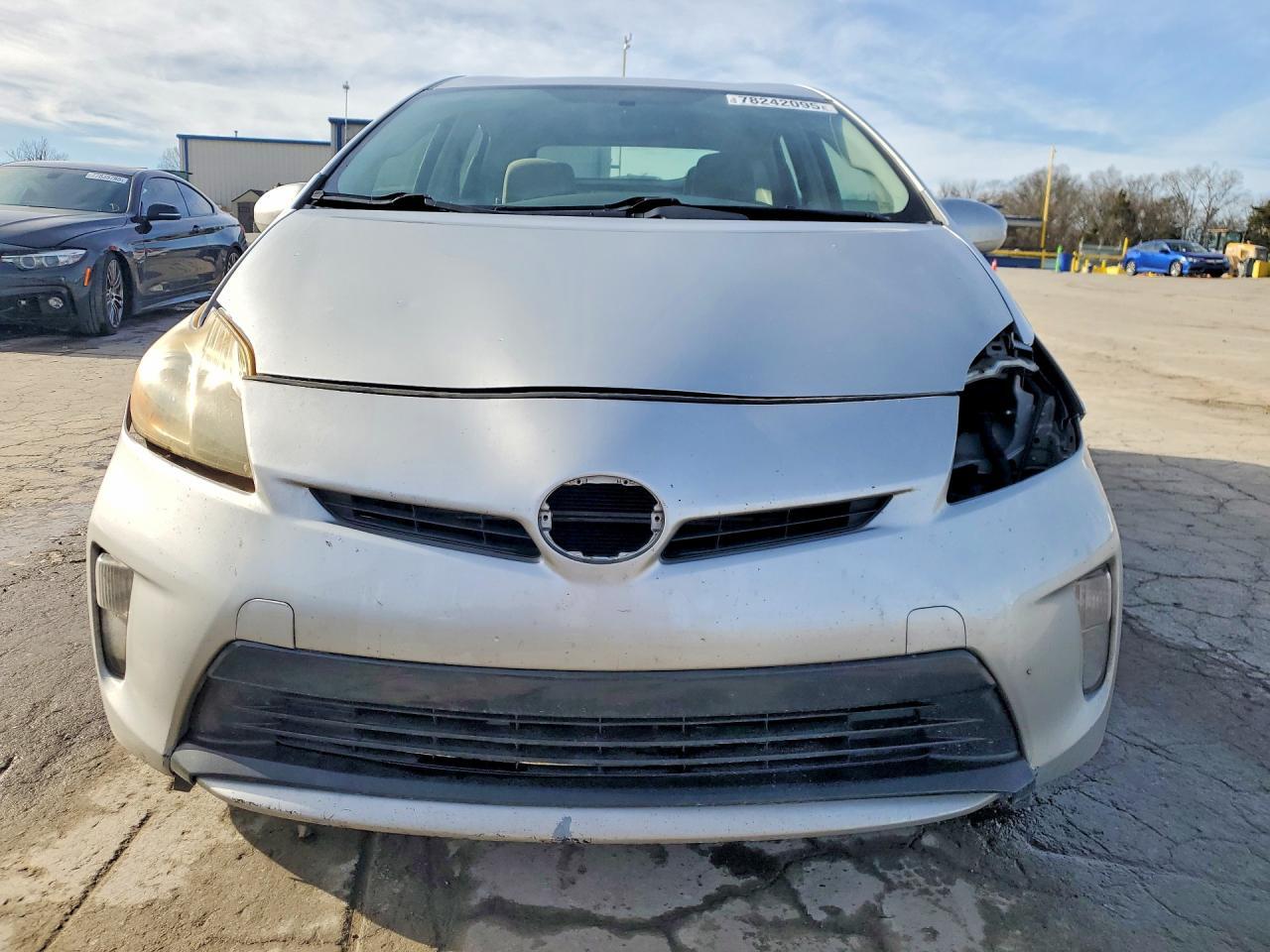 2012 Toyota Prius Two - Фото 5