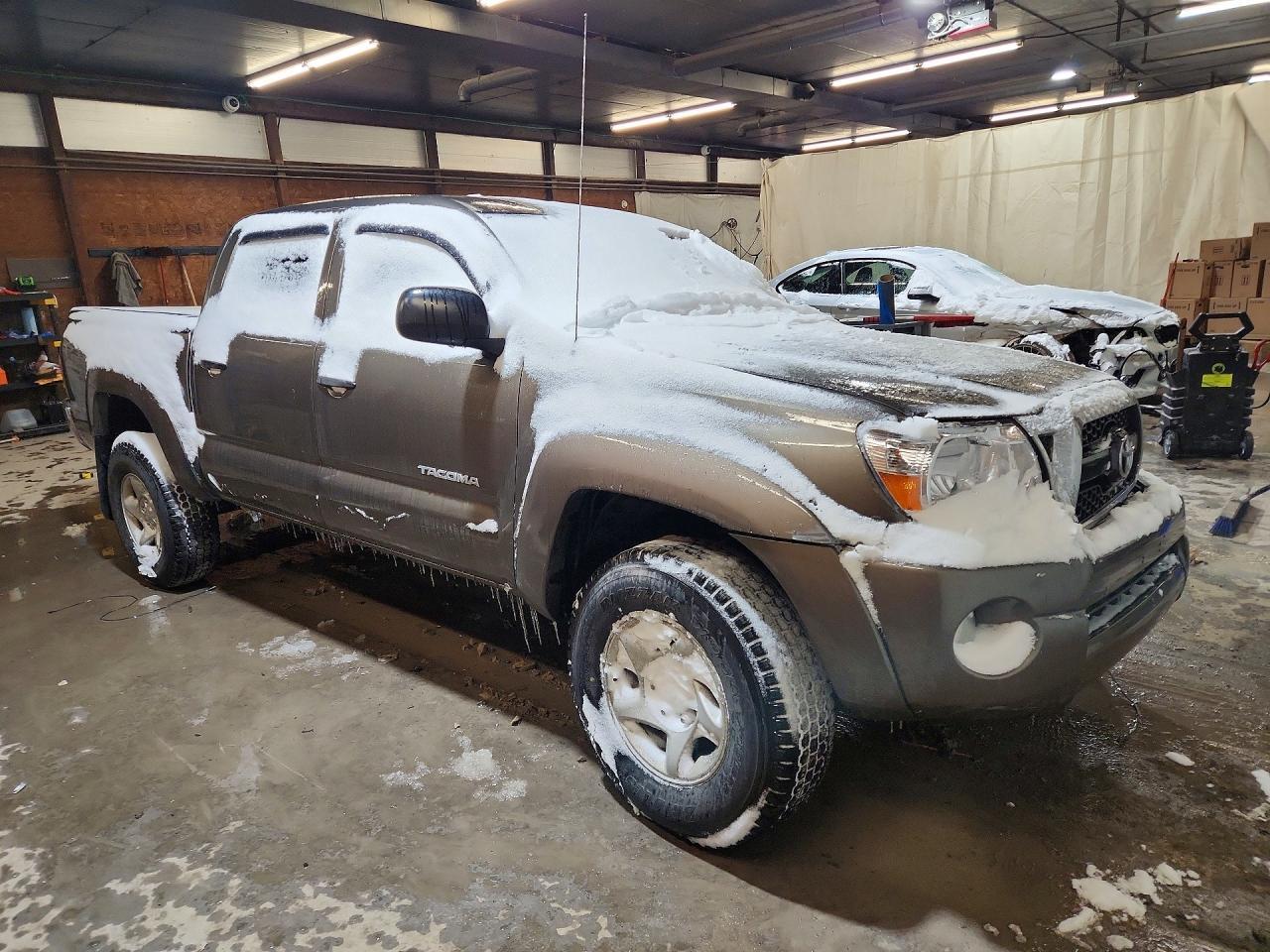 2011 Toyota Tacoma Double Cab - Фото 4