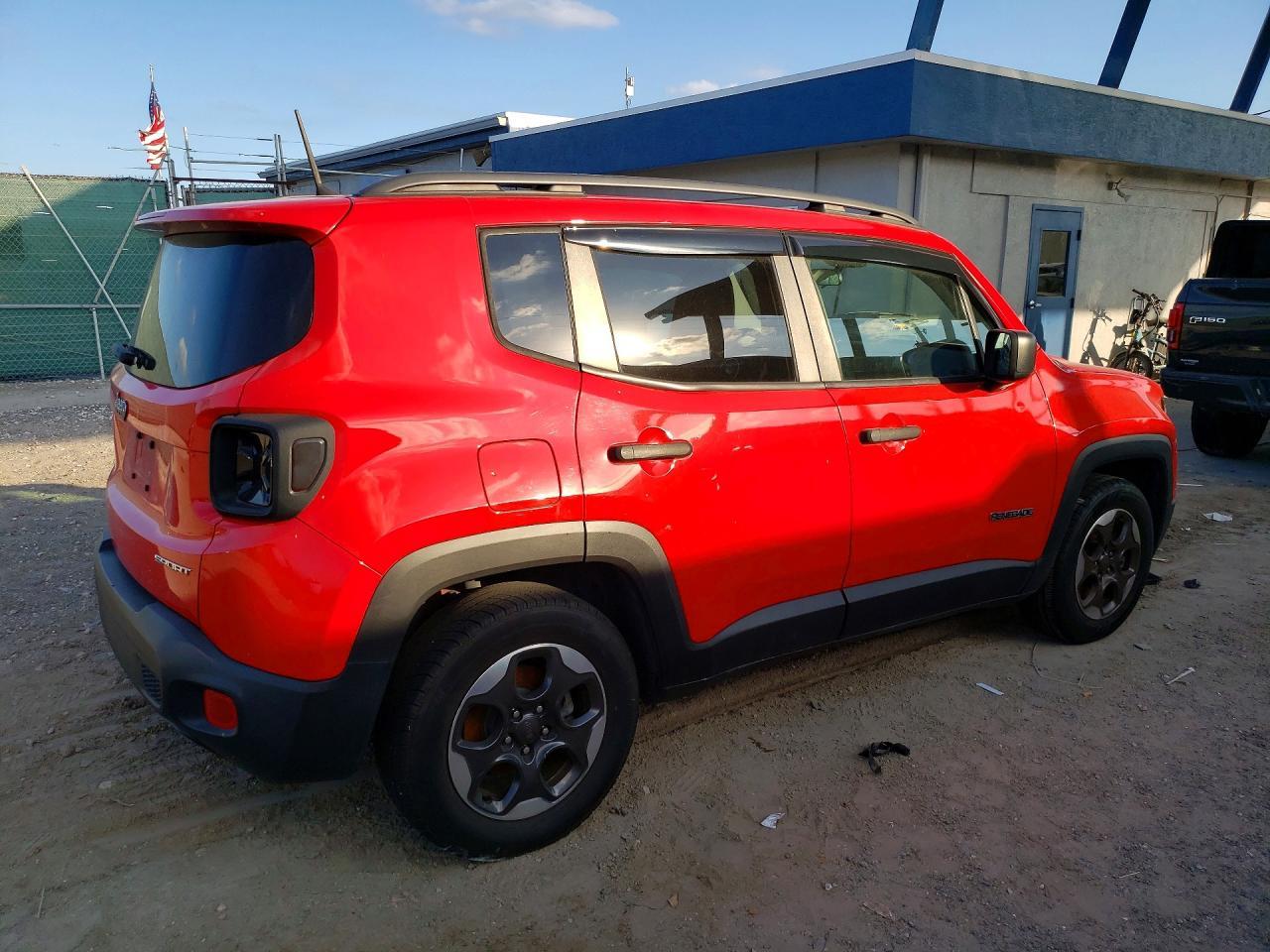 2017 Jeep Renegade Sport - Image 3
