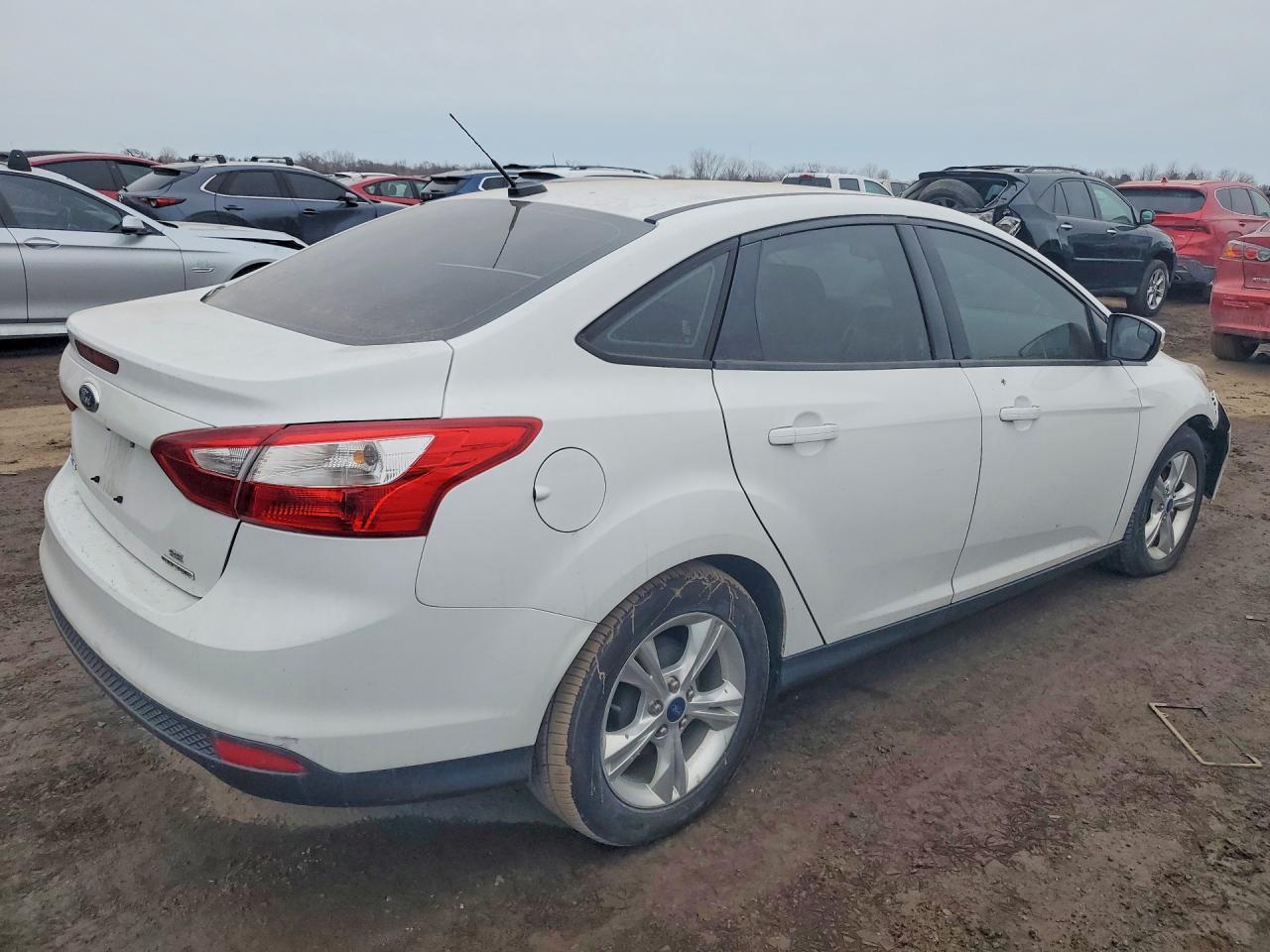 2014 Ford Focus Se - Image 3