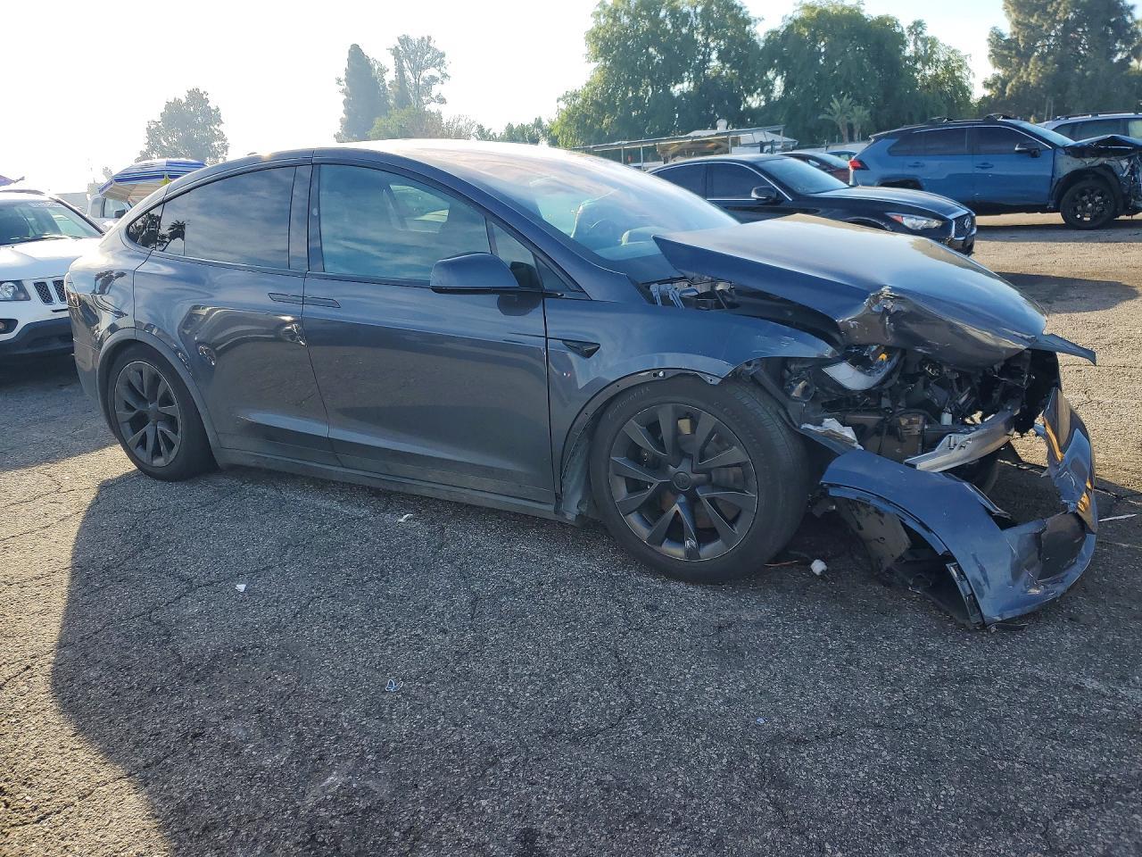 2023 Tesla Model X - Image 4
