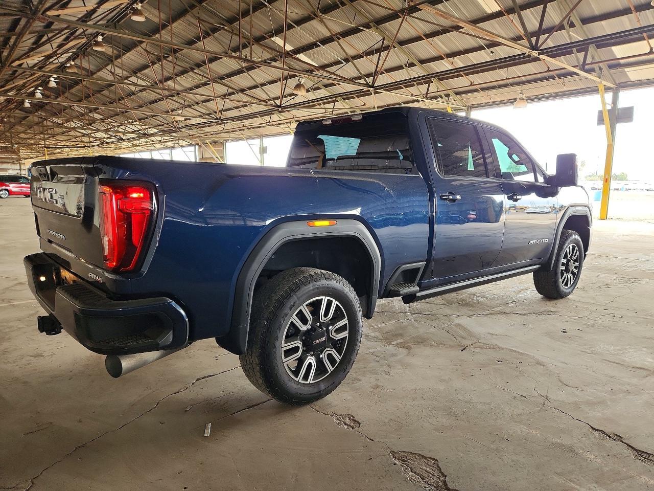 2022 GMC Sierra K2500 At4 - Image 3