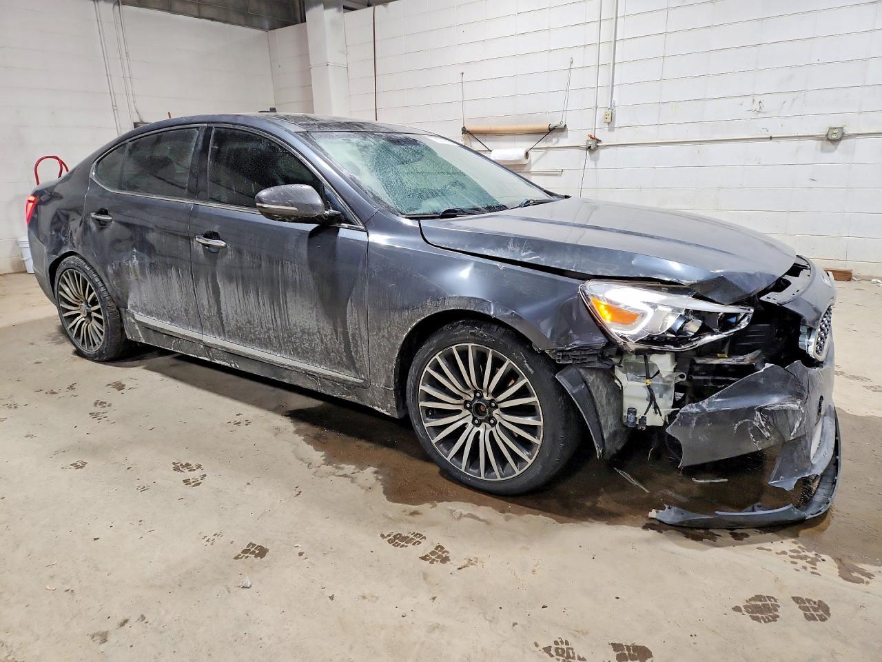 2014 Kia Cadenza Premium - Image 4