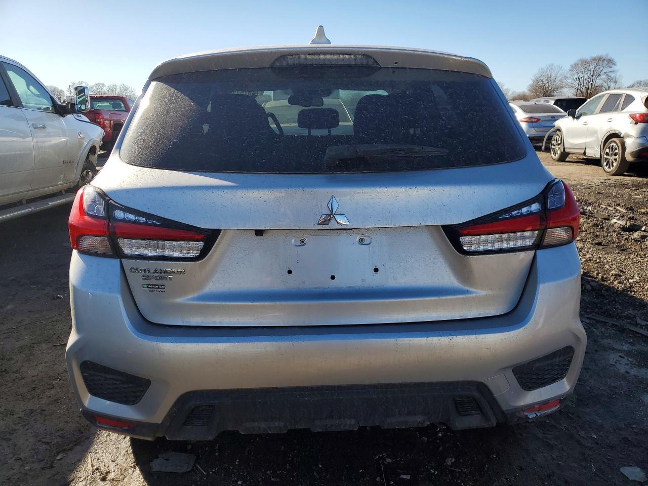 2022 Mitsubishi Outlander Sport Es - Фото 6