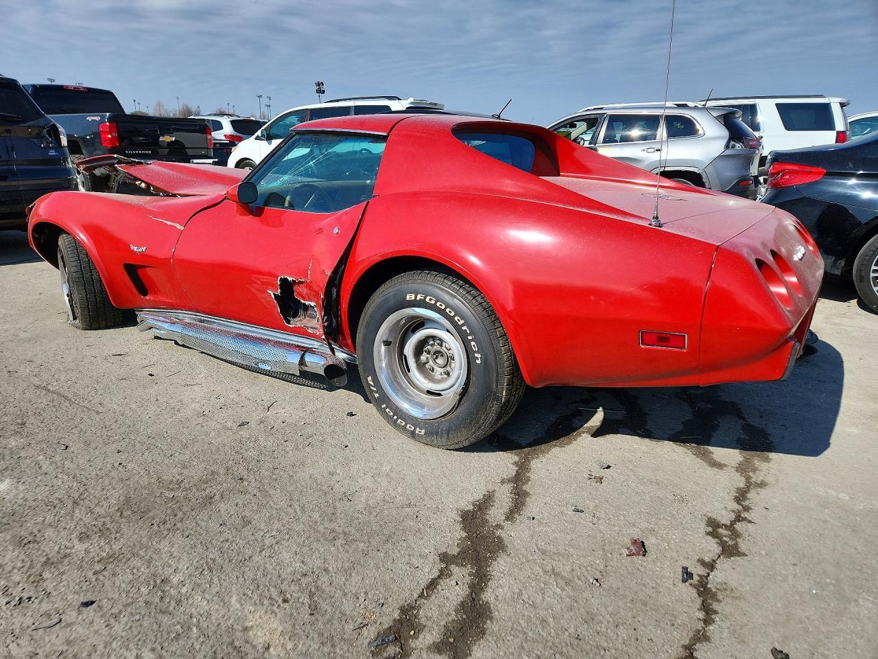 1977 Chevrolet Corvette - Фото 2