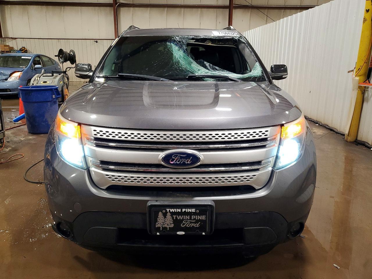 2014 Ford Explorer Xlt - Image 5