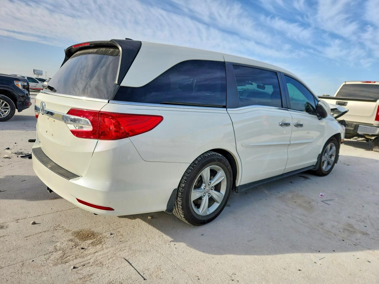 2018 Honda Odyssey Exl - Image 3