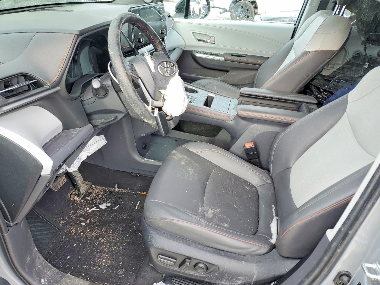 2023 Toyota Sienna Xse - Фото 7