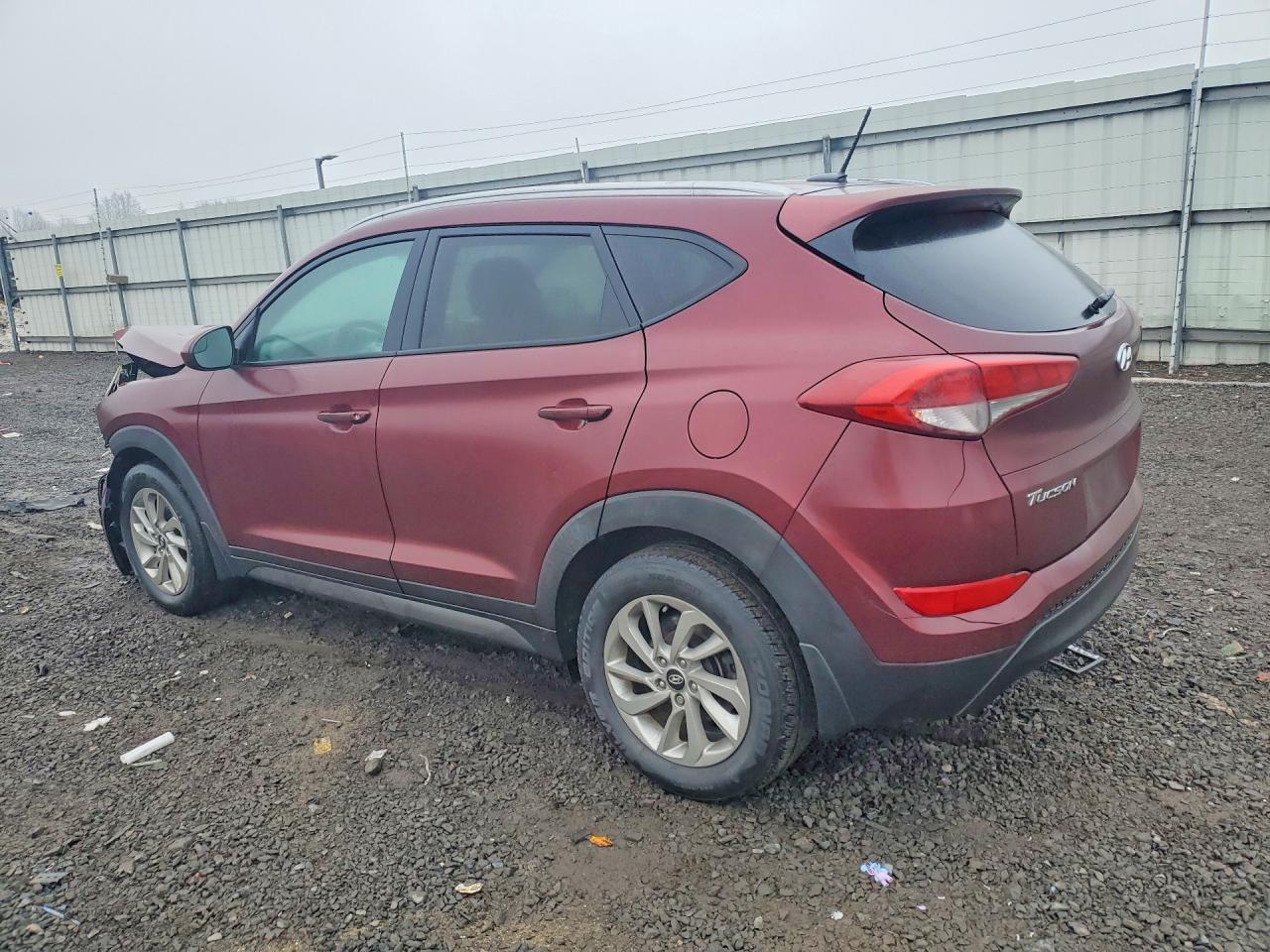 2016 Hyundai Tucson - Image 2