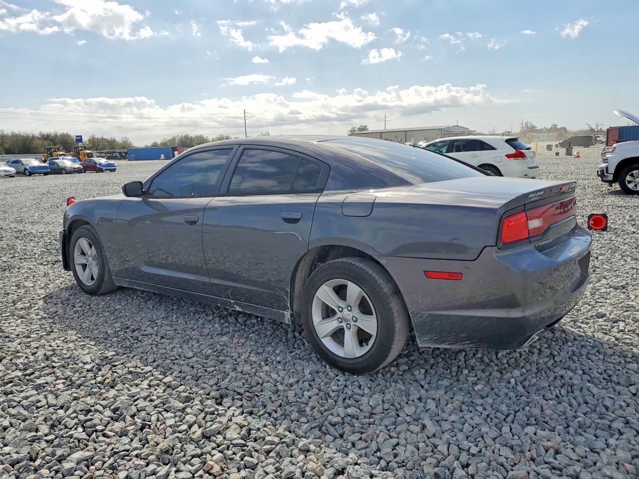 2014 Dodge Charger Se - Фото 2