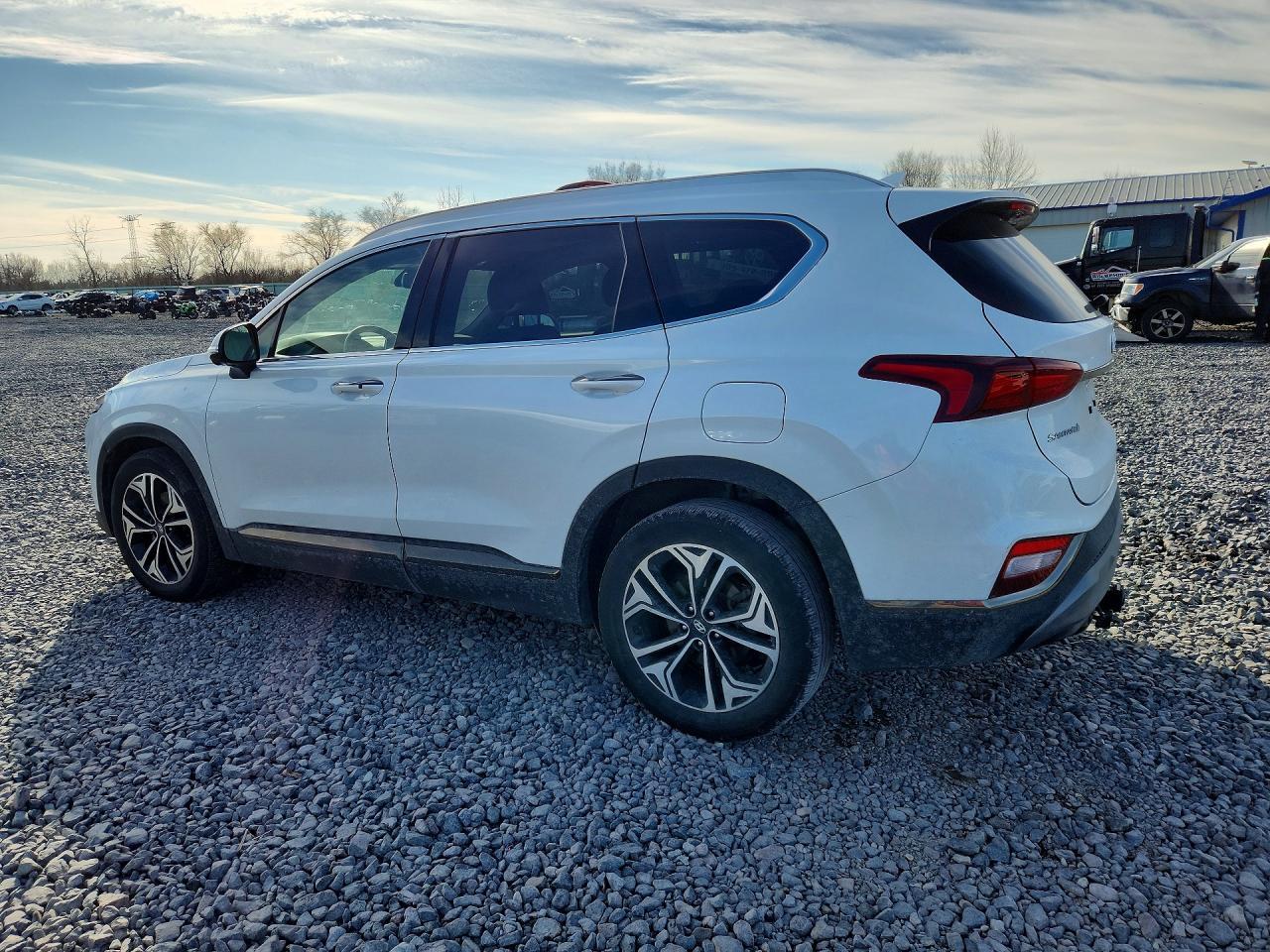 2020 Hyundai Santa Fe Limited - Фото 2