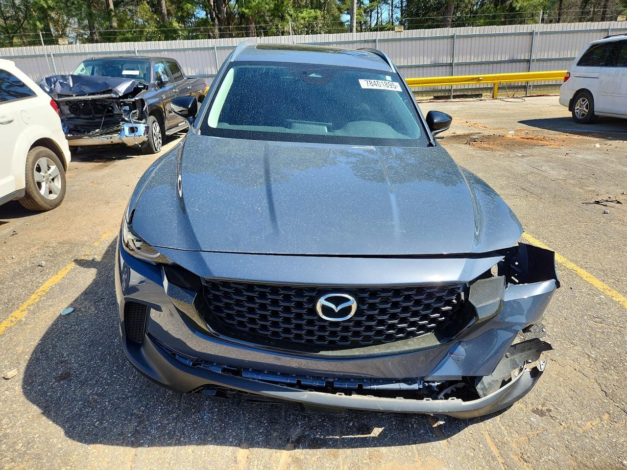 2025 Mazda Cx-50 Premium - Image 5