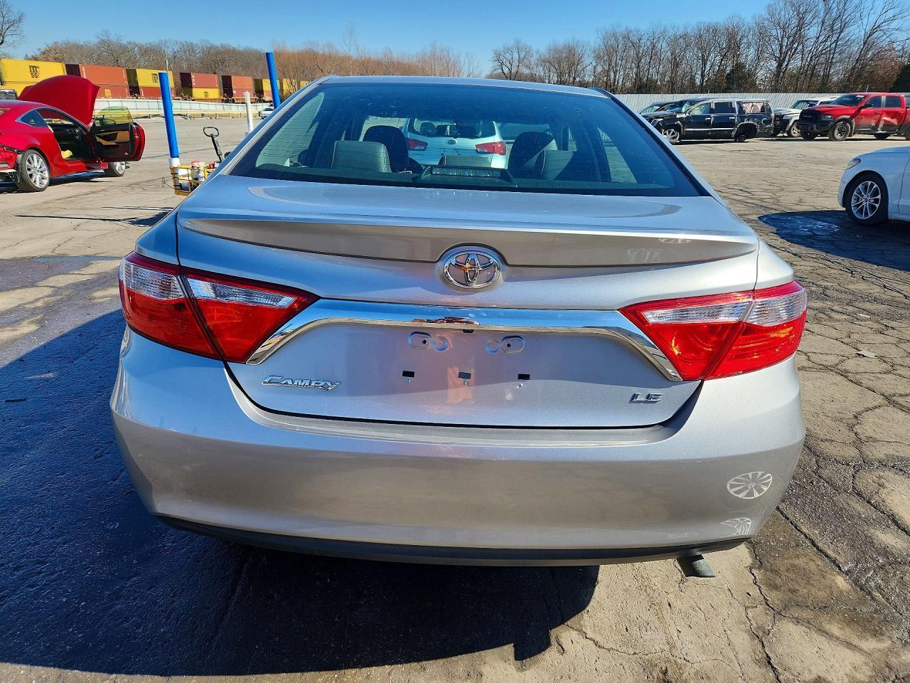2015 Toyota Camry Le - Фото 6