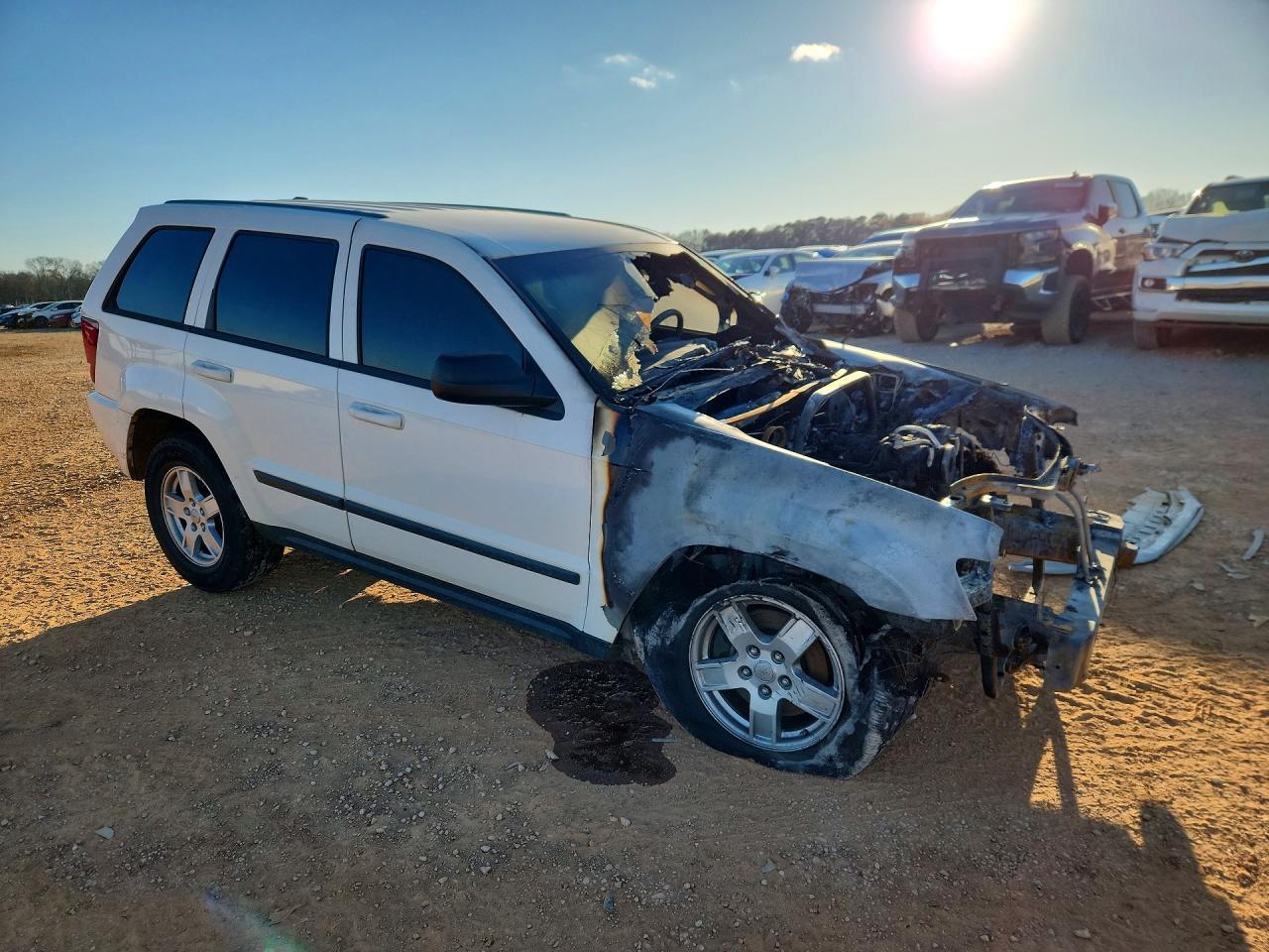2007 Jeep Grand Cherokee Laredo - Image 4