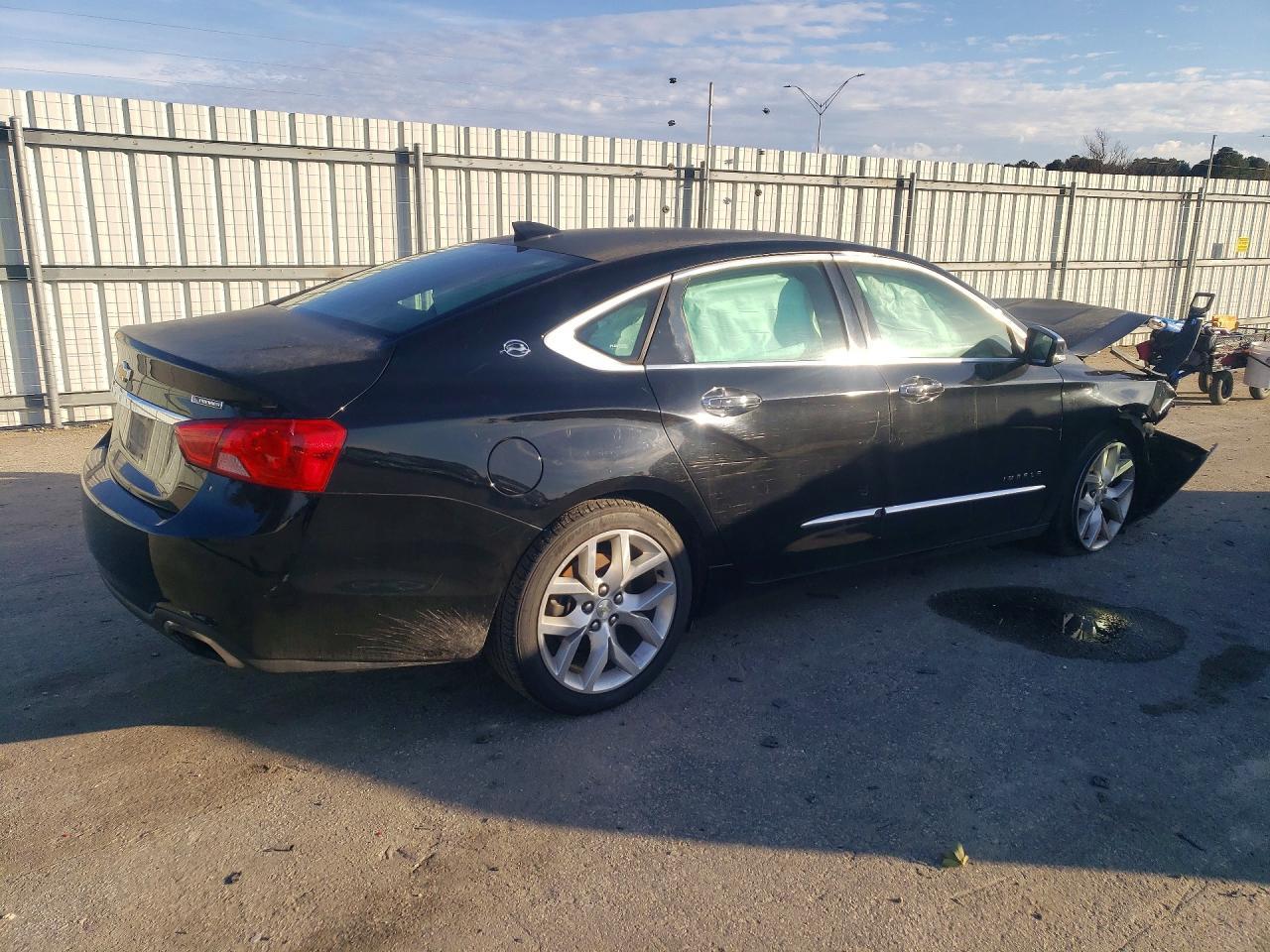 2017 Chevrolet Impala Premier - Image 3