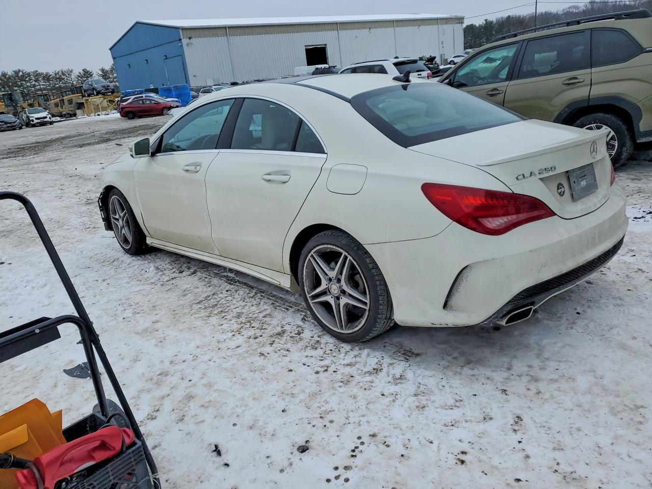 2015 Mercedes-Benz Cla 250 4Matic - Image 2