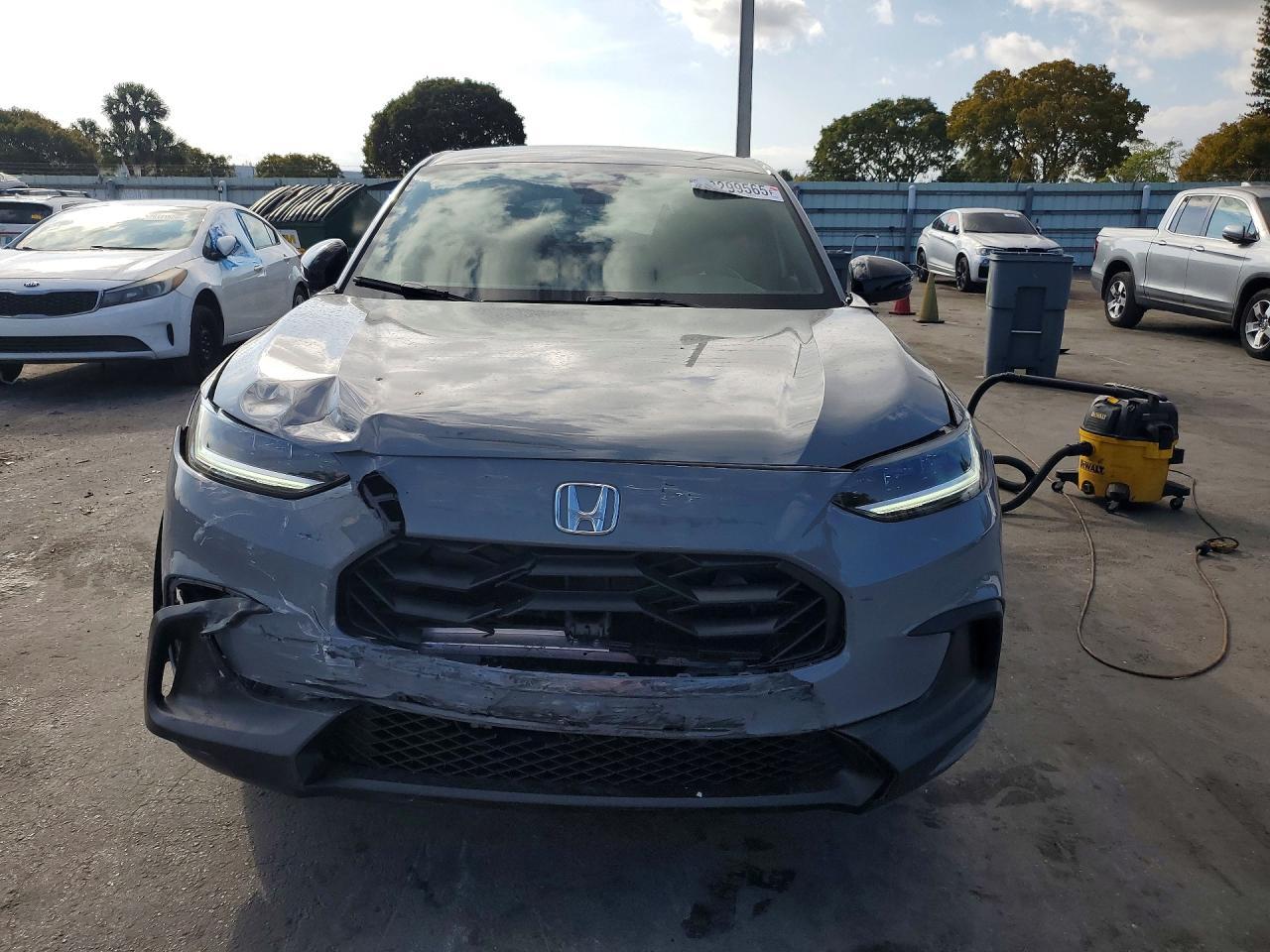 2025 Honda Hr-V Sport - Image 5