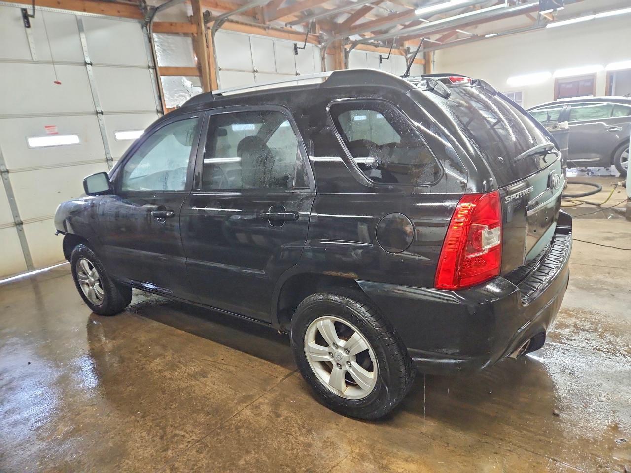 2009 Kia Sportage Lx - Image 2