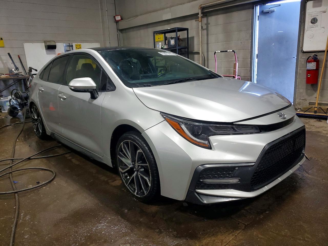 2020 Toyota Corolla Se - Image 4