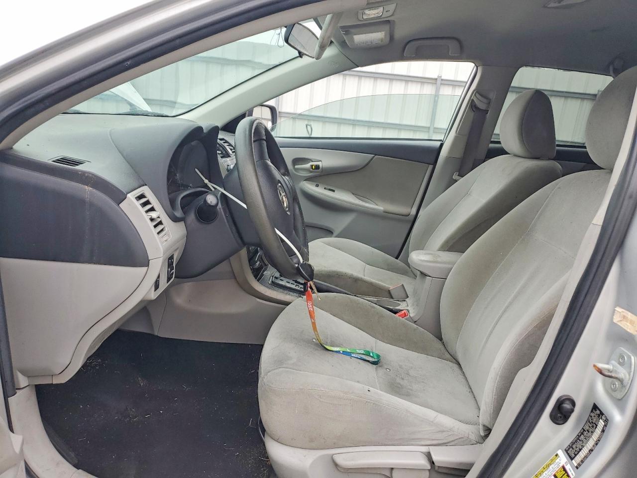 2013 Toyota Corolla Base - Фото 7